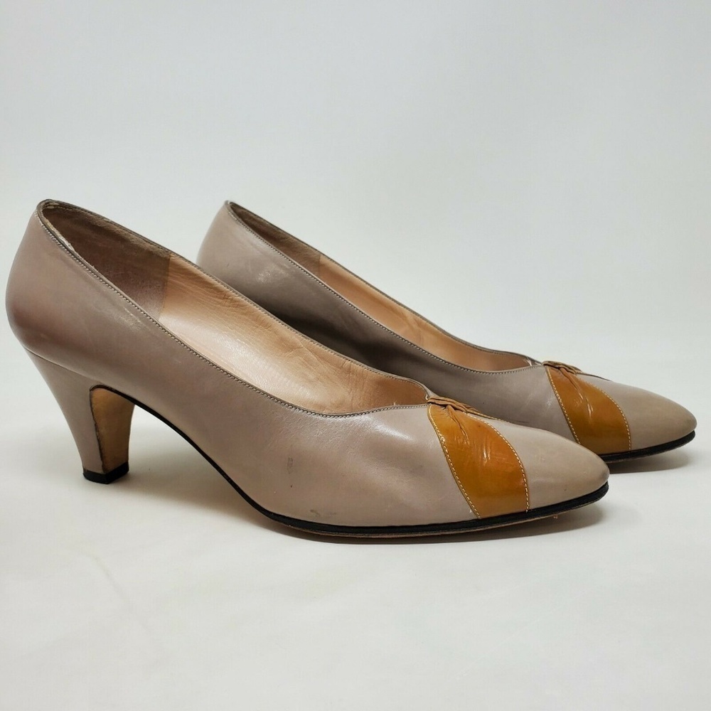 Vintage Salvatore Ferragamo Heels Taupe Gray Womens Size 8 B